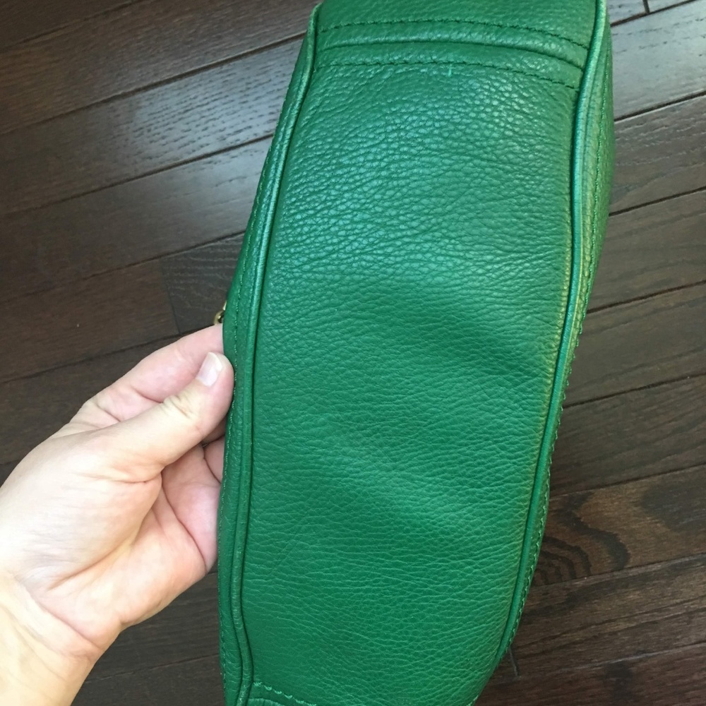 Kate Spade - Picture 2 of 5